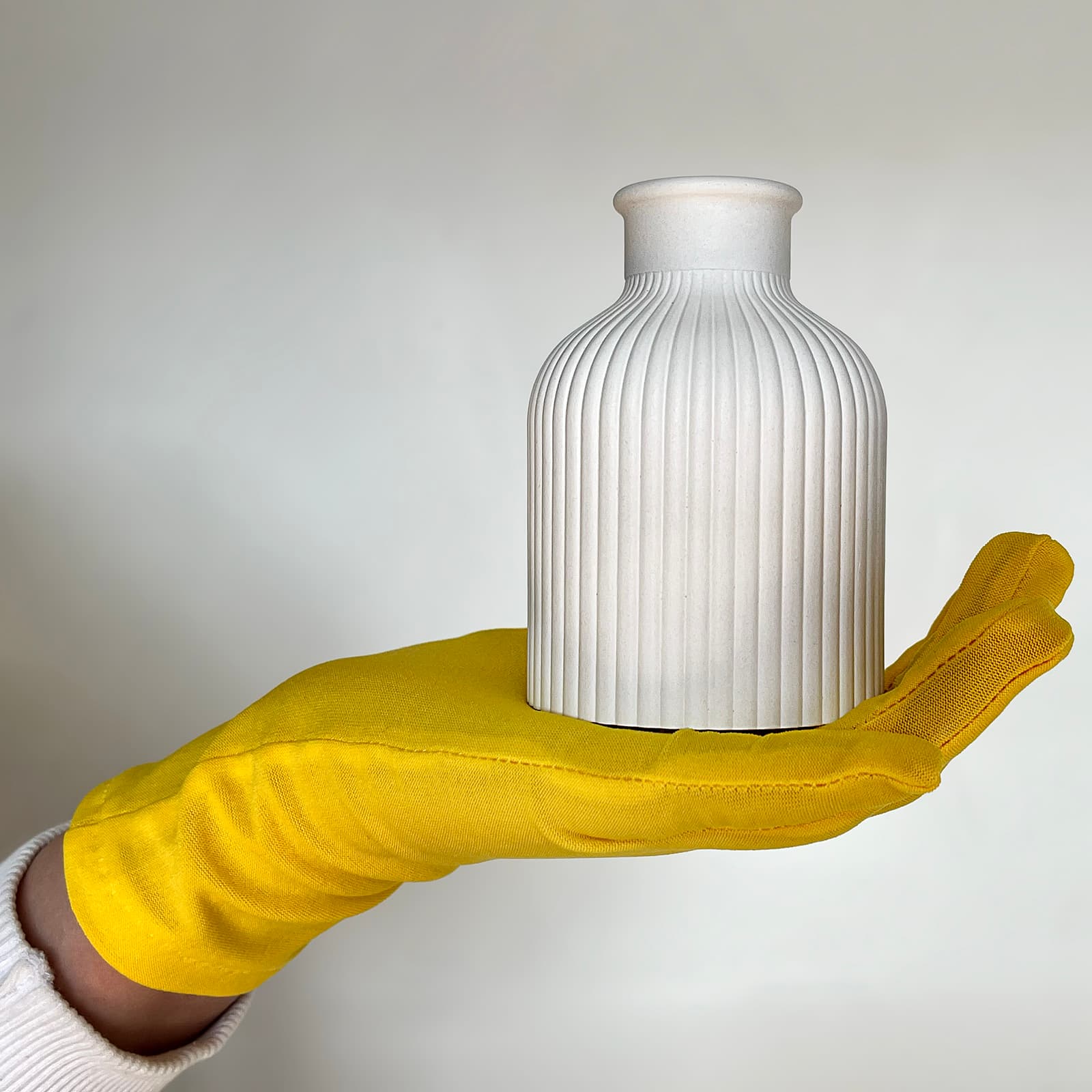 Ваза Ребриста Біла | Гіпсовий Виріб від майстерні "Щаслива Качка" - Слайд 11