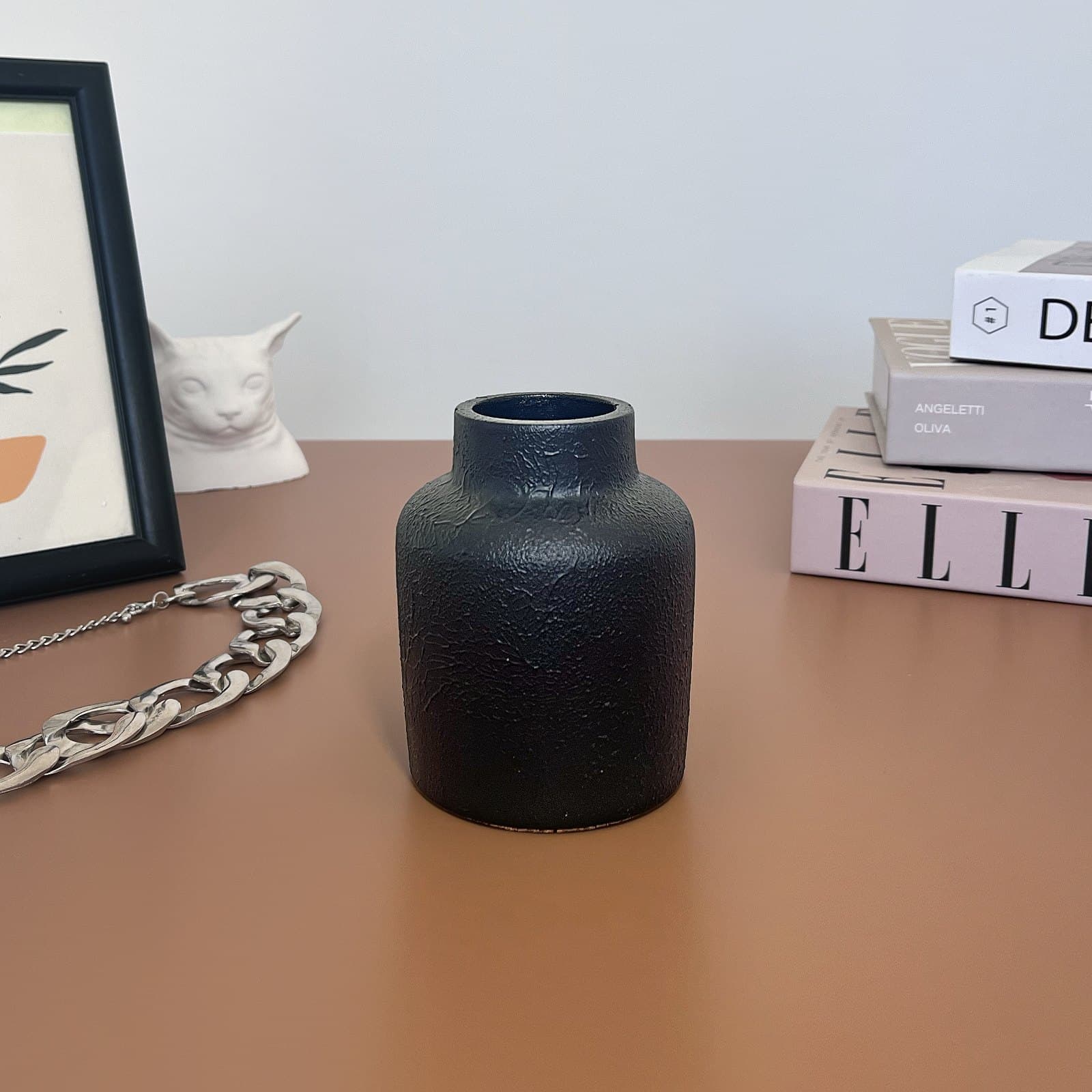 Ваза Scandi Фактурна Біла | Гіпсовий Виріб від майстерні "Щаслива Качка" - Слайд 9