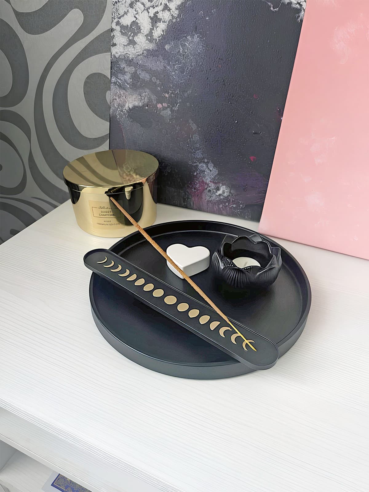 Чорна гіпсова гармонія: великий піднос, лотос-свічник, аромапідставка